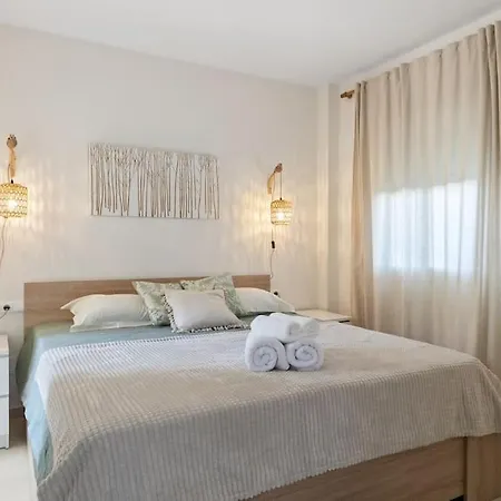 Beautiful 3 Bed Stylish & Cozy Apartment - Susanna Suite Mijas Exterior photo