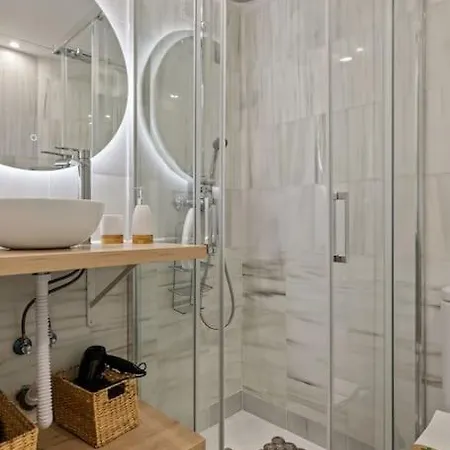 Beautiful 3 Bed Stylish & Cozy Apartment - Susanna Suite Mijas Exterior photo