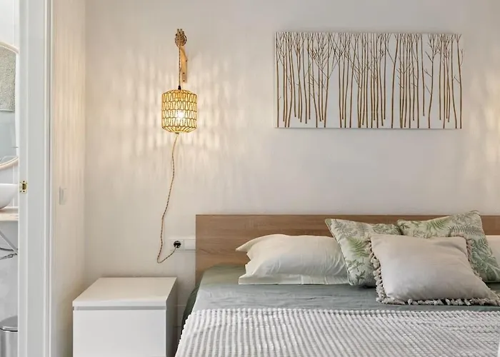 Beautiful 3 Bed Stylish & Cozy Apartment - Susanna Suite