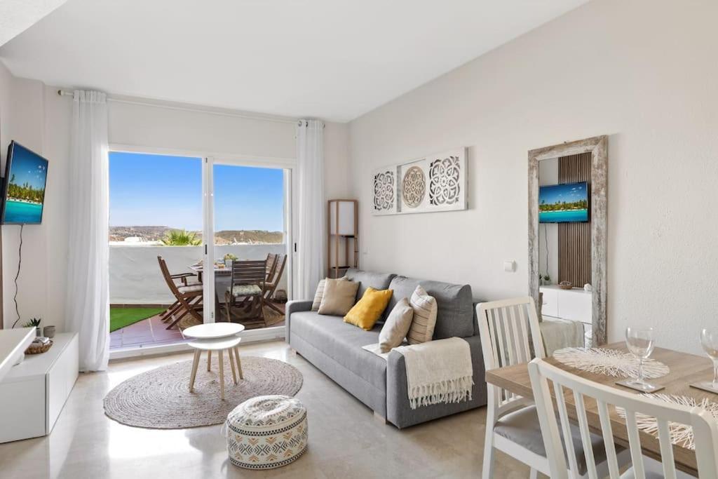 Beautiful 3 Bed Stylish & Cozy - Susanna Mijas
