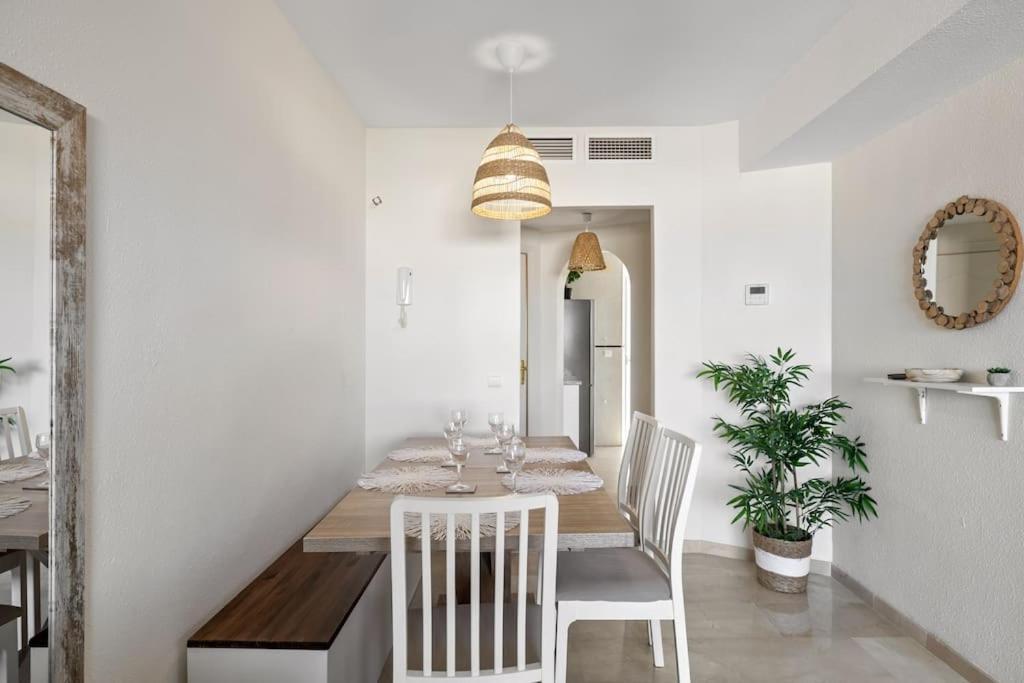 Appartement Beautiful 3 Bed Stylish & Cozy - Susanna Mijas