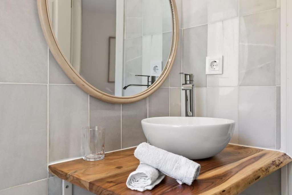 Apartament Beautiful 3 Bed Stylish & Cozy - Susanna